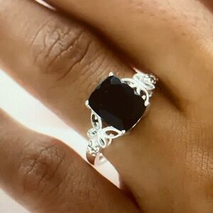 Elegant sterling Silver and Black Gemstone Ring